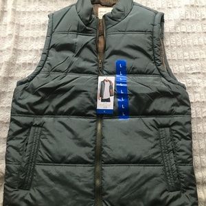 Men's New with Tags Weatherproof Vintage Olive Green Vest, Large